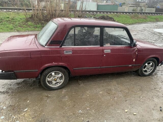 Красный ВАЗ 2107, объемом двигателя 1.6 л и пробегом 50 тыс. км за 650 $, фото 1 на Automoto.ua