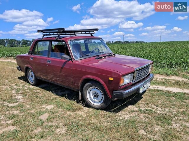 Красный ВАЗ 2107, объемом двигателя 1.6 л и пробегом 52 тыс. км за 1800 $, фото 1 на Automoto.ua