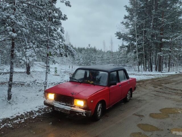 Красный ВАЗ 2107, объемом двигателя 0 л и пробегом 54 тыс. км за 16500 $, фото 1 на Automoto.ua