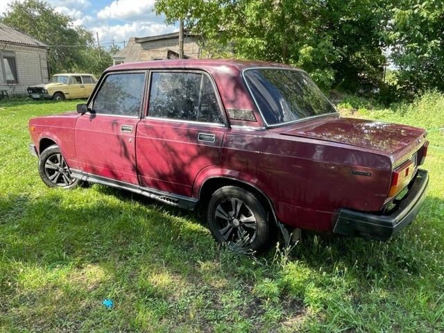 Червоний ВАЗ 2107, об'ємом двигуна 0 л та пробігом 200 тис. км за 716 $, фото 1 на Automoto.ua