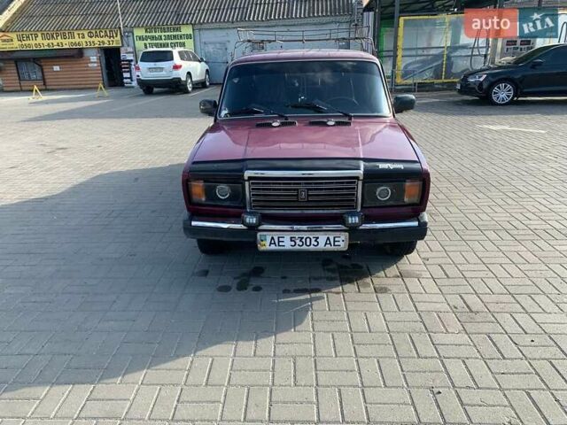 Красный ВАЗ 2107, объемом двигателя 1.5 л и пробегом 90 тыс. км за 2000 $, фото 1 на Automoto.ua