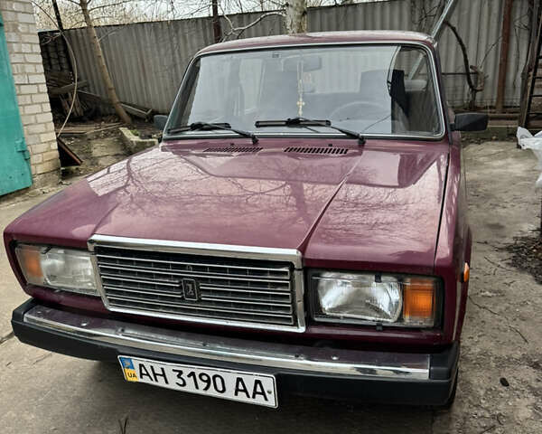 Красный ВАЗ 2107, объемом двигателя 1.58 л и пробегом 133 тыс. км за 1400 $, фото 1 на Automoto.ua