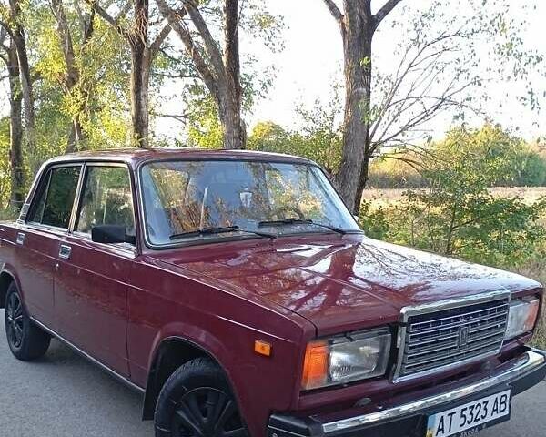 Красный ВАЗ 2107, объемом двигателя 1.6 л и пробегом 67 тыс. км за 1350 $, фото 1 на Automoto.ua