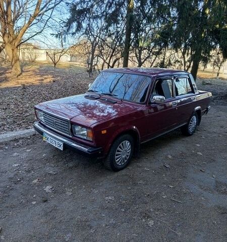 Червоний ВАЗ 2107, об'ємом двигуна 1.45 л та пробігом 200 тис. км за 999 $, фото 1 на Automoto.ua