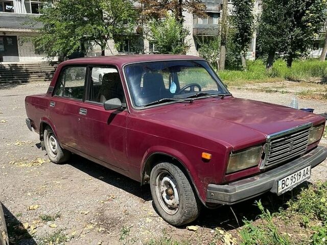 Червоний ВАЗ 2107, об'ємом двигуна 1.5 л та пробігом 58 тис. км за 774 $, фото 1 на Automoto.ua