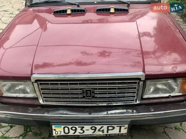 Красный ВАЗ 2107, объемом двигателя 1.5 л и пробегом 100 тыс. км за 650 $, фото 1 на Automoto.ua