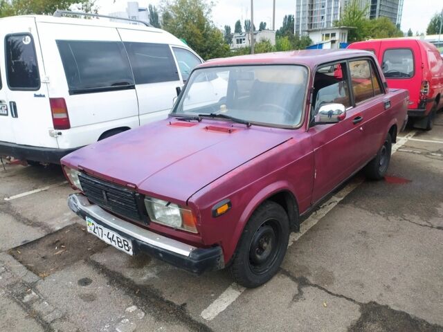 Красный ВАЗ 2107, объемом двигателя 0 л и пробегом 218 тыс. км за 400 $, фото 1 на Automoto.ua
