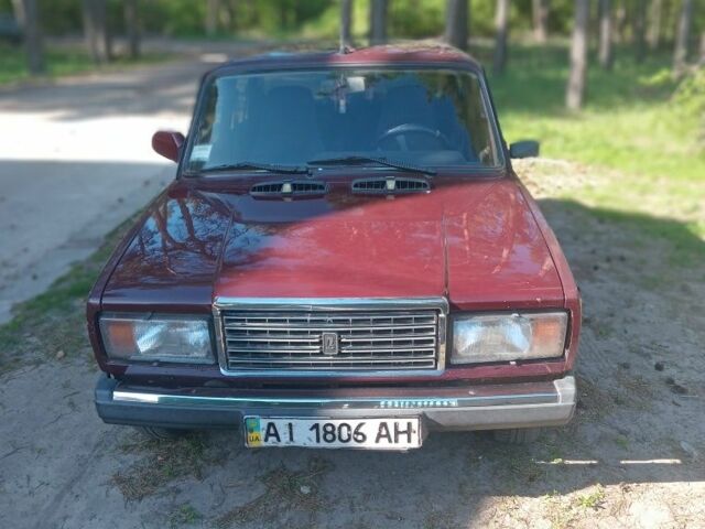 Красный ВАЗ 2107, объемом двигателя 0 л и пробегом 250 тыс. км за 1400 $, фото 1 на Automoto.ua