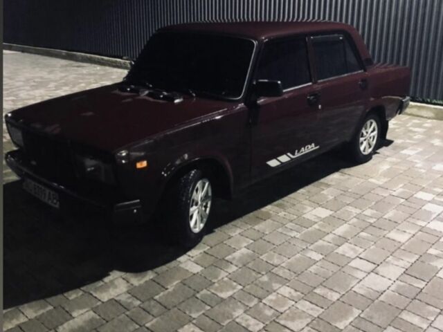 Червоний ВАЗ 2107, об'ємом двигуна 1.6 л та пробігом 72 тис. км за 556 $, фото 1 на Automoto.ua