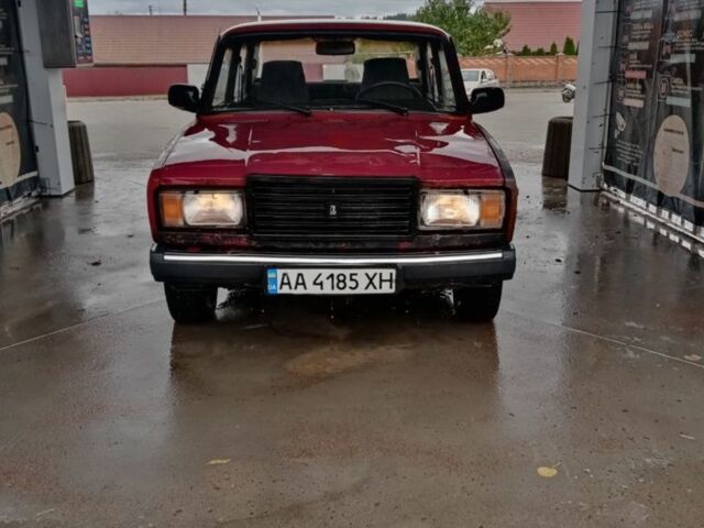 Красный ВАЗ 2107, объемом двигателя 0 л и пробегом 160 тыс. км за 550 $, фото 1 на Automoto.ua