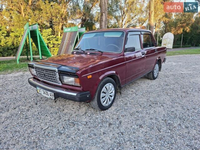 Червоний ВАЗ 2107, об'ємом двигуна 1.45 л та пробігом 97 тис. км за 1350 $, фото 1 на Automoto.ua