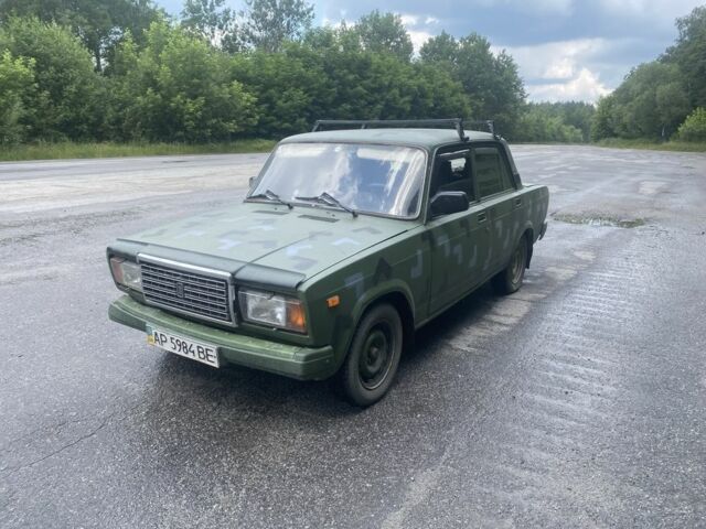 Красный ВАЗ 2107, объемом двигателя 0 л и пробегом 46 тыс. км за 637 $, фото 1 на Automoto.ua