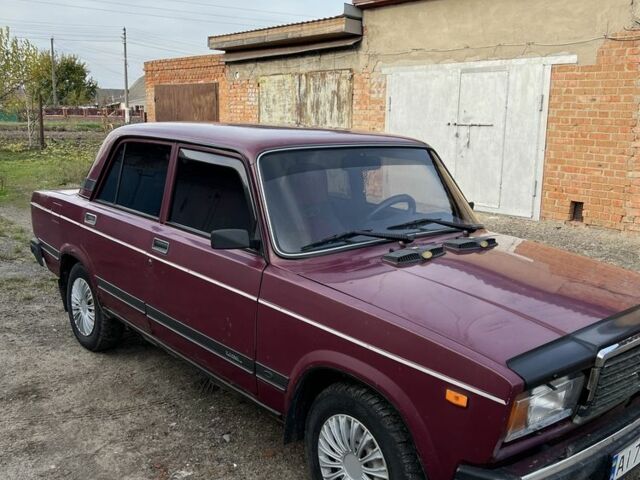 Червоний ВАЗ 2107, об'ємом двигуна 1.5 л та пробігом 310 тис. км за 700 $, фото 1 на Automoto.ua