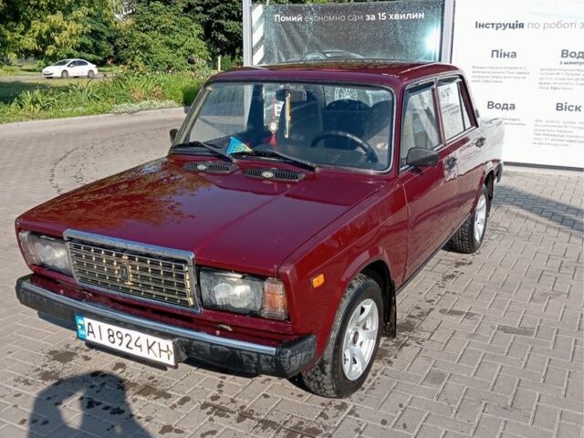 Красный ВАЗ 2107, объемом двигателя 1.5 л и пробегом 93 тыс. км за 1400 $, фото 1 на Automoto.ua