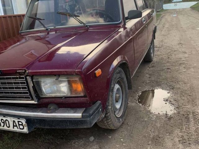 Червоний ВАЗ 2107, об'ємом двигуна 1.5 л та пробігом 89 тис. км за 1000 $, фото 1 на Automoto.ua