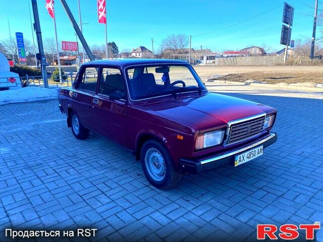 Червоний ВАЗ 2107, об'ємом двигуна 1.5 л та пробігом 200 тис. км за 2100 $, фото 1 на Automoto.ua