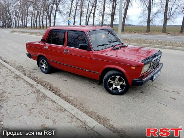 Червоний ВАЗ 2107, об'ємом двигуна 1.5 л та пробігом 100 тис. км за 1600 $, фото 1 на Automoto.ua