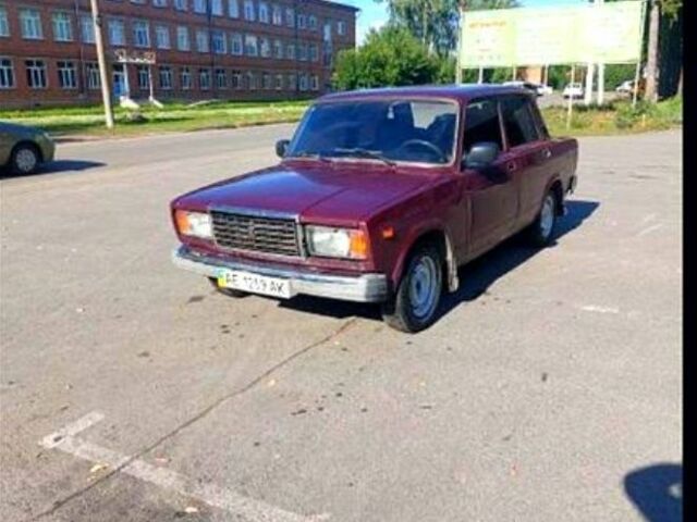 Красный ВАЗ 2107, объемом двигателя 0 л и пробегом 77 тыс. км за 486 $, фото 1 на Automoto.ua
