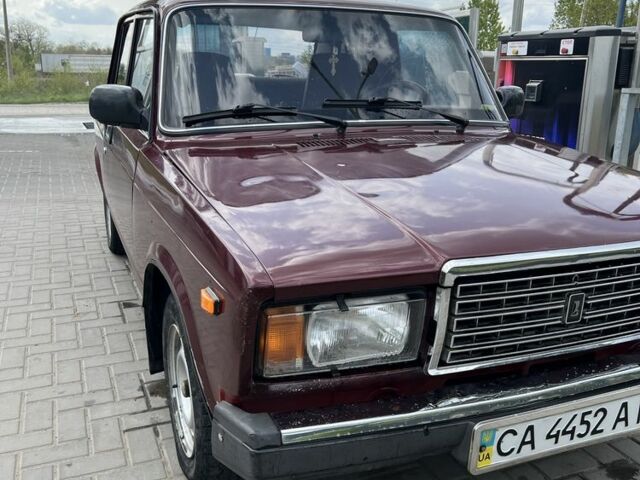 Красный ВАЗ 2107, объемом двигателя 1.5 л и пробегом 3 тыс. км за 1200 $, фото 1 на Automoto.ua