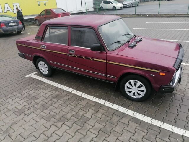 Красный ВАЗ 2107, объемом двигателя 0 л и пробегом 198 тыс. км за 998 $, фото 1 на Automoto.ua