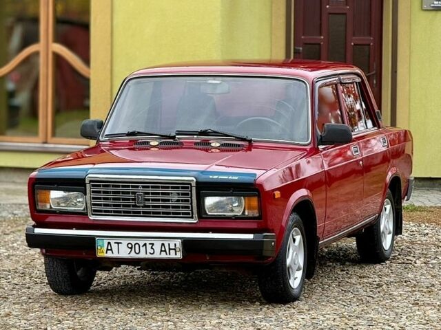 Красный ВАЗ 2107, объемом двигателя 1.6 л и пробегом 63 тыс. км за 2550 $, фото 1 на Automoto.ua