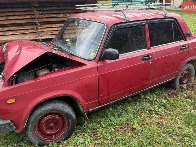 Красный ВАЗ 2107, объемом двигателя 1.5 л и пробегом 45 тыс. км за 402 $, фото 1 на Automoto.ua