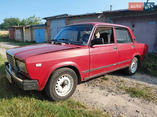 Червоний ВАЗ 2107, об'ємом двигуна 1.45 л та пробігом 72 тис. км за 1800 $, фото 1 на Automoto.ua