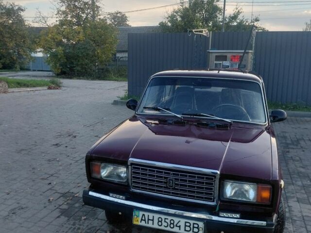Червоний ВАЗ 2107, об'ємом двигуна 1.5 л та пробігом 61 тис. км за 1452 $, фото 1 на Automoto.ua