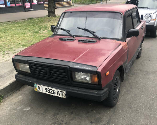 Красный ВАЗ 2107, объемом двигателя 1.6 л и пробегом 173 тыс. км за 700 $, фото 1 на Automoto.ua