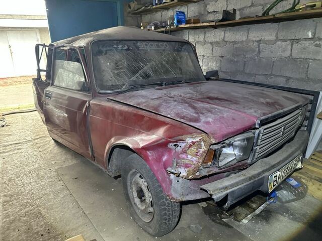 Красный ВАЗ 2107, объемом двигателя 0 л и пробегом 150 тыс. км за 356 $, фото 1 на Automoto.ua