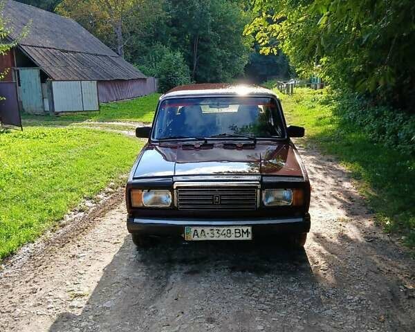 Червоний ВАЗ 2107, об'ємом двигуна 1.5 л та пробігом 33 тис. км за 750 $, фото 1 на Automoto.ua
