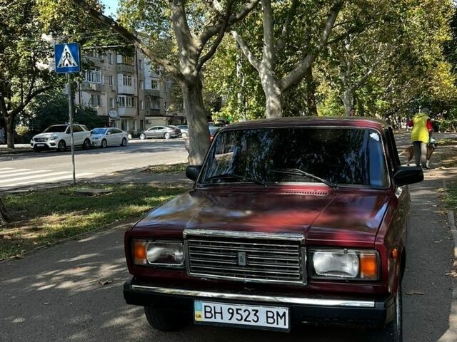 Червоний ВАЗ 2107, об'ємом двигуна 1.6 л та пробігом 300 тис. км за 1200 $, фото 1 на Automoto.ua