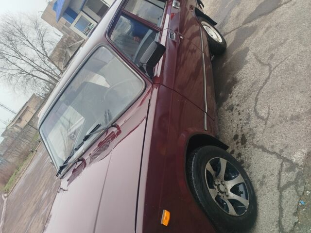 Червоний ВАЗ 2107, об'ємом двигуна 1.5 л та пробігом 2 тис. км за 1050 $, фото 1 на Automoto.ua