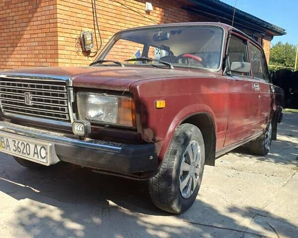 Красный ВАЗ 2107, объемом двигателя 1.5 л и пробегом 85 тыс. км за 850 $, фото 1 на Automoto.ua