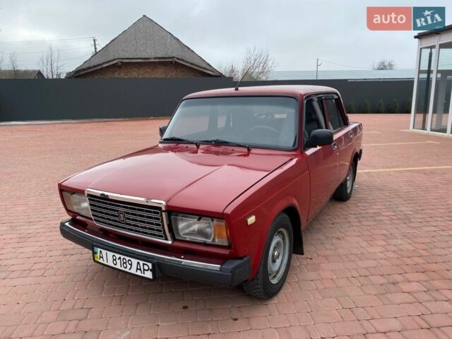 Красный ВАЗ 2107, объемом двигателя 1.57 л и пробегом 200 тыс. км за 1450 $, фото 1 на Automoto.ua