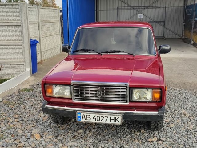 Красный ВАЗ 2107, объемом двигателя 0 л и пробегом 92 тыс. км за 1900 $, фото 1 на Automoto.ua