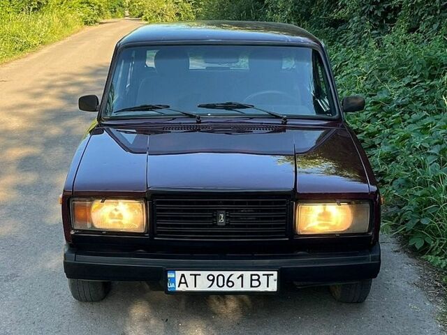 Красный ВАЗ 2107, объемом двигателя 1.5 л и пробегом 243 тыс. км за 999 $, фото 1 на Automoto.ua