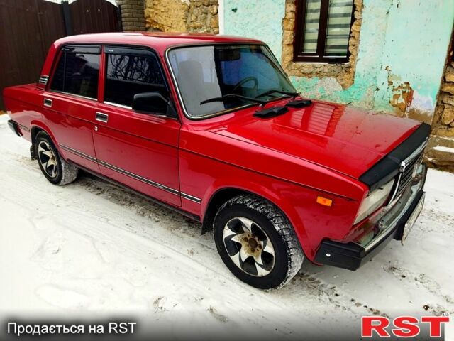 Красный ВАЗ 2107, объемом двигателя 1.5 л и пробегом 150 тыс. км за 1450 $, фото 1 на Automoto.ua
