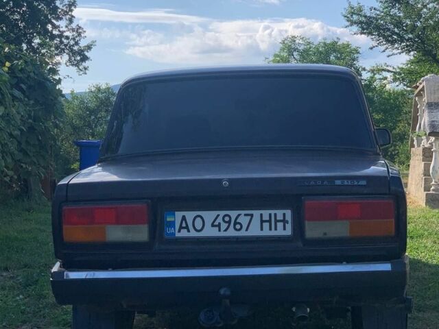 Красный ВАЗ 2107, объемом двигателя 1.6 л и пробегом 62 тыс. км за 800 $, фото 1 на Automoto.ua