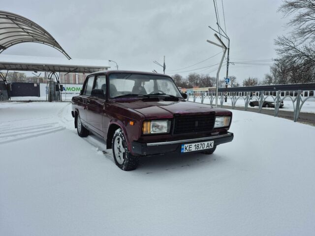 Червоний ВАЗ 2107, об'ємом двигуна 1.5 л та пробігом 44 тис. км за 1000 $, фото 1 на Automoto.ua