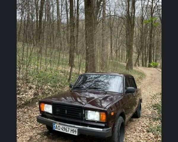 Красный ВАЗ 2107, объемом двигателя 1.6 л и пробегом 50 тыс. км за 1200 $, фото 1 на Automoto.ua