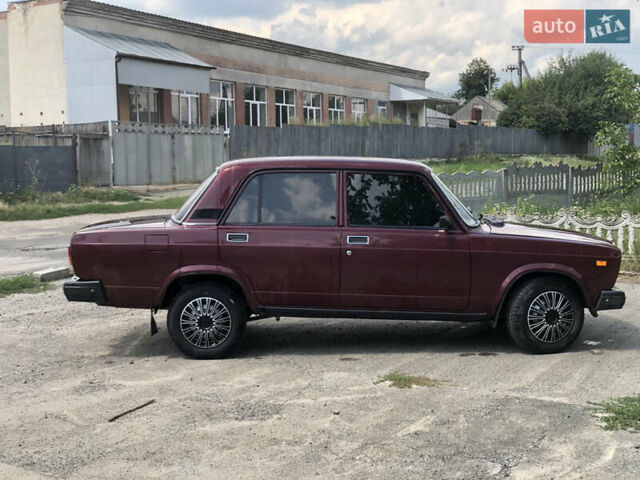 Красный ВАЗ 2107, объемом двигателя 1.3 л и пробегом 76 тыс. км за 1500 $, фото 1 на Automoto.ua