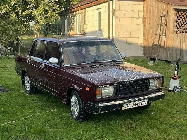 Червоний ВАЗ 2107, об'ємом двигуна 1.6 л та пробігом 85 тис. км за 900 $, фото 1 на Automoto.ua