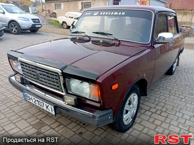 Червоний ВАЗ 2107, об'ємом двигуна 1.5 л та пробігом 100 тис. км за 1600 $, фото 1 на Automoto.ua