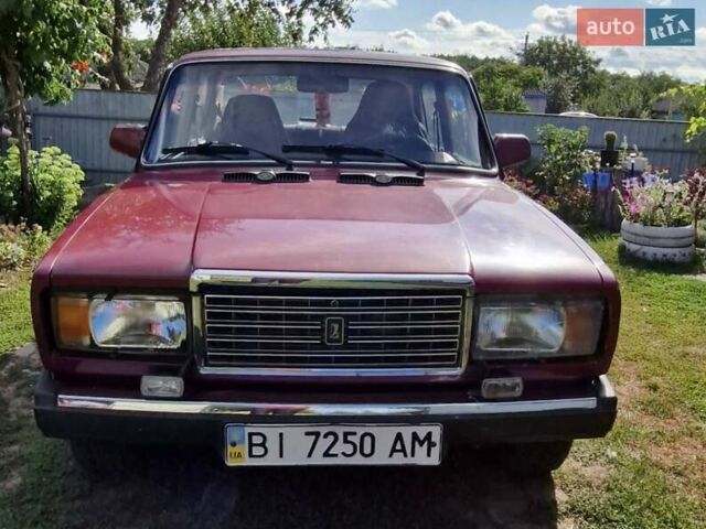Красный ВАЗ 2107, объемом двигателя 1.45 л и пробегом 85 тыс. км за 1800 $, фото 1 на Automoto.ua