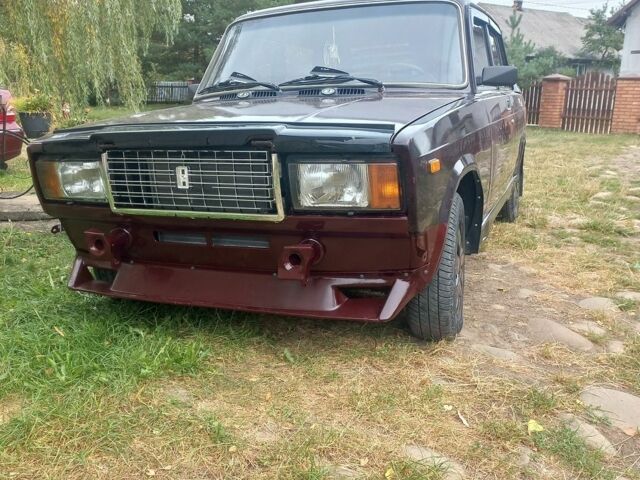Червоний ВАЗ 2107, об'ємом двигуна 1.5 л та пробігом 53 тис. км за 1250 $, фото 1 на Automoto.ua