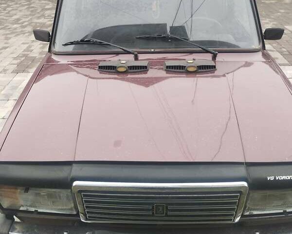 Красный ВАЗ 2107, объемом двигателя 0 л и пробегом 220 тыс. км за 1100 $, фото 1 на Automoto.ua