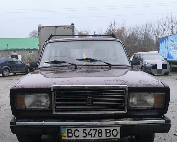 Красный ВАЗ 2107, объемом двигателя 1.5 л и пробегом 454 тыс. км за 1180 $, фото 1 на Automoto.ua