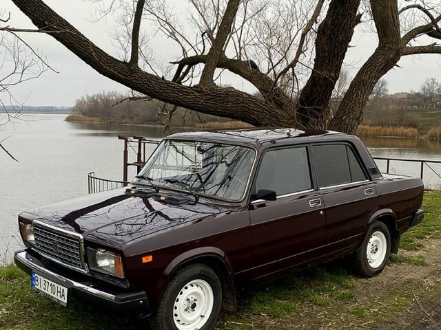 Червоний ВАЗ 2107, об'ємом двигуна 1.5 л та пробігом 84 тис. км за 2699 $, фото 1 на Automoto.ua