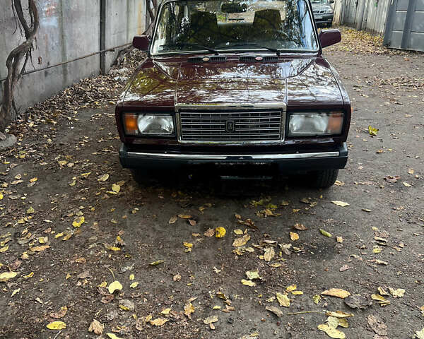 Красный ВАЗ 2107, объемом двигателя 1.57 л и пробегом 51 тыс. км за 2600 $, фото 1 на Automoto.ua